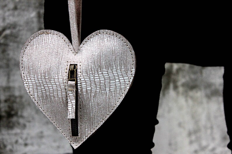women leather bag printed leather bag valentines gift for her leather purse coins pouch leather heart coin purse zipper leather wallet