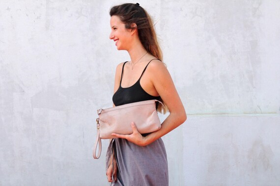 rustic pink leather clutch purse with zipper /& pockets women toiletry leather bag, big leather clutch bag with wristlet strap