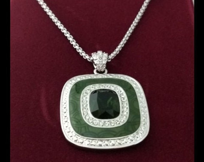 Jackie Kennedy Necklace - Silver Necklace - Green Pendant -pentan Green Eye Necklace - #251