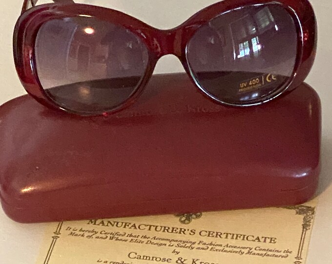 Jackie Kennedy Sunglasses with Rounded Corners in Hard Case - WINE