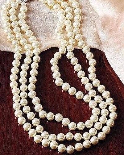 Long Japanese Cultured Pearl Necklace 14k Yellow Gold Clasp 30 Inches,  38.24 Gr Auction