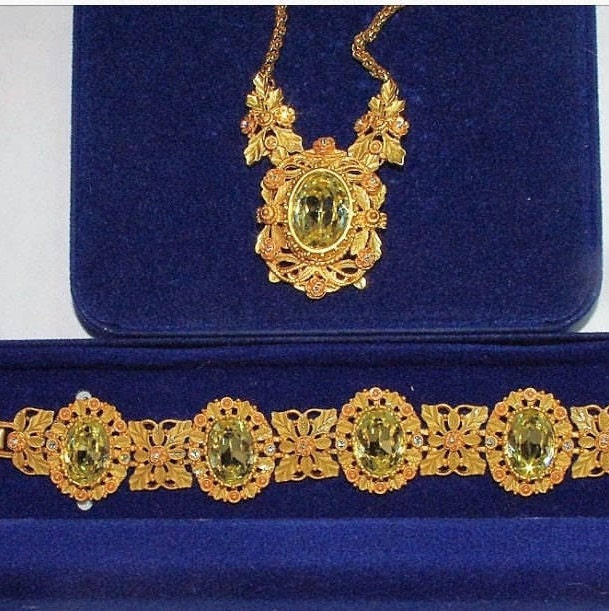 Jackie Kennedy Jewelry SET - 3pc Empress Eugenie Necklace, Bracelet and  Earrings with Certificate
