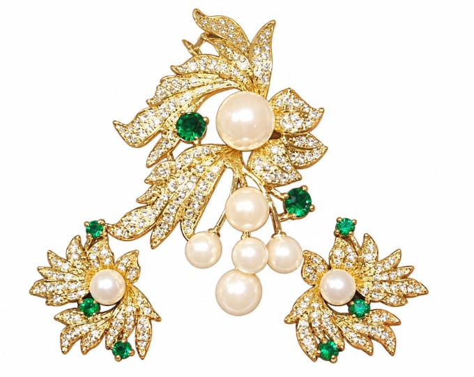 JBK Jewelry Pearl Brooch and Earrings Set Green Stone Accents Jackie Kennedy Style by Camrose & Kross