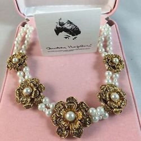 Audrey Hepburn Necklace - Pearls with Gold Flowers