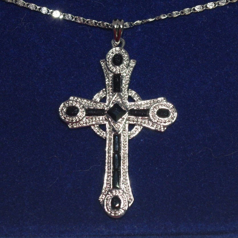 Jackie Kennedy Cross Necklace Silver 