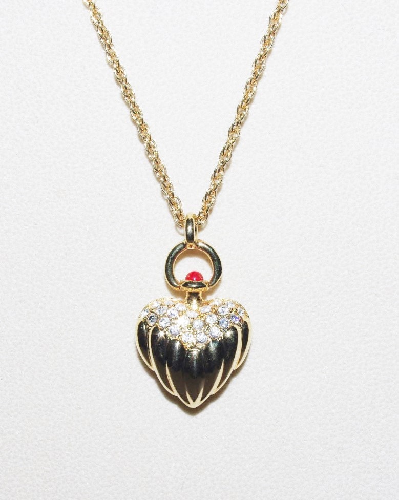 Joan Rivers Heart Necklace with Crystals Gold Tone S1485