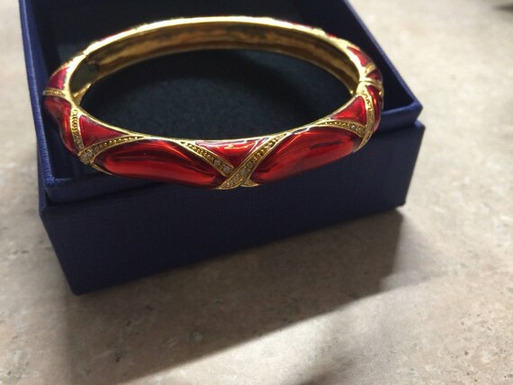 Audrey Hepburn Red Bracelet - Size 7.25