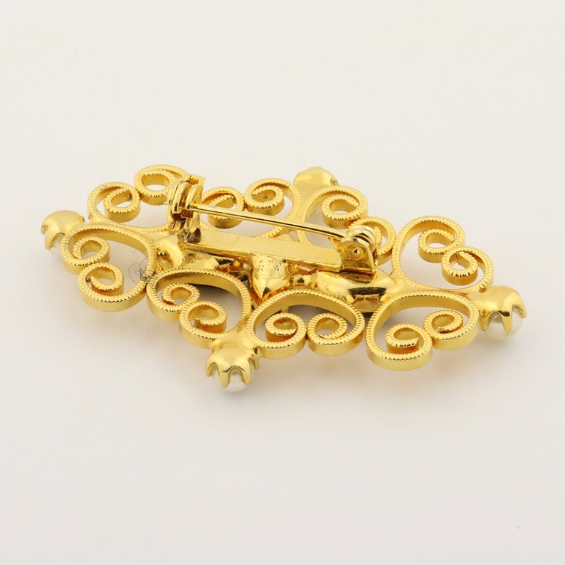 wedding bridal crystal great gatsby Vintage gold filigree brooch black rhinestones white pearls