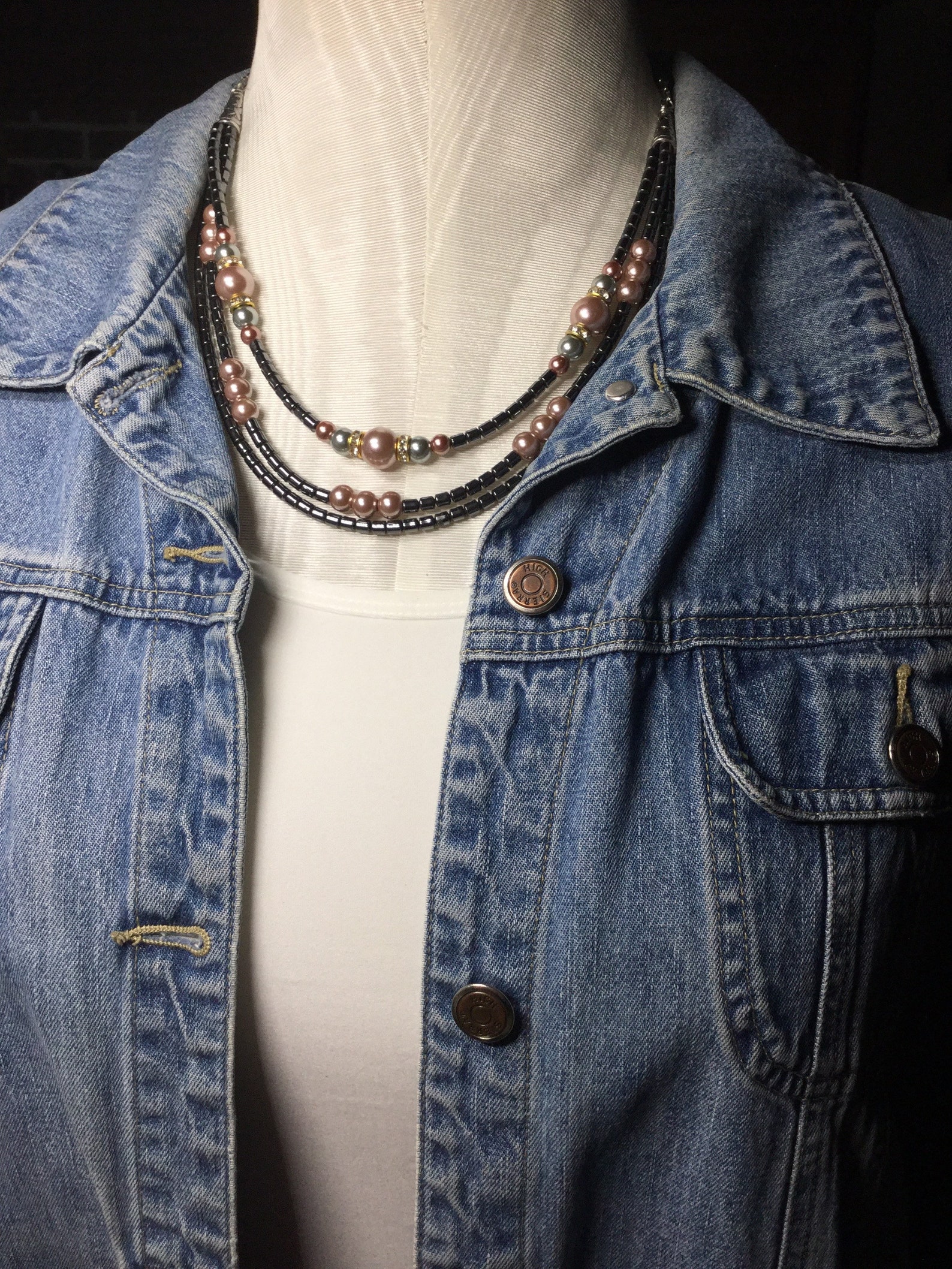 Graue und rosa dreisträngige Halskette | Etsy