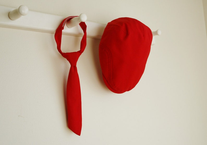 Valentine photo prop set, Red newsboy hat and bow tie set, Valentines baby red hat and red bow tie made to order image 4