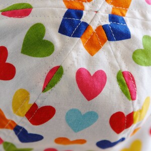 Heart Print Baby Sun Hat - Reversible Denim Toddler Hat, Made to Order imagem 3