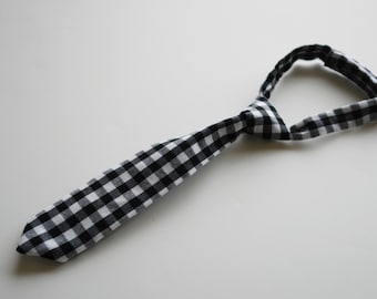 Black gingham check neck tie, baby boy black necktie, cute baby necktie, black boys necktie, kids black necktie - made to order