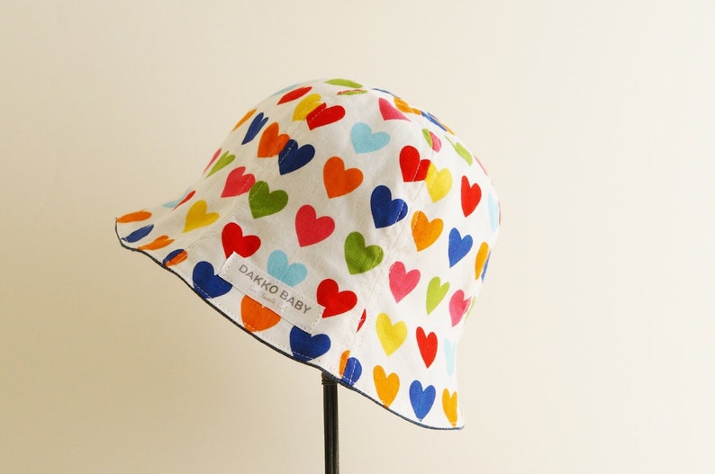 Heart Print Baby Sun Hat - Reversible Denim Toddler Hat, Made to Order imagem 1