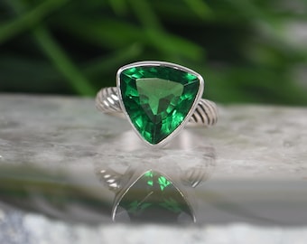 Tsavorite Garnet Ring: Sterling Silver Art Jewelry, Size 7.0, Lab Created Gemstone