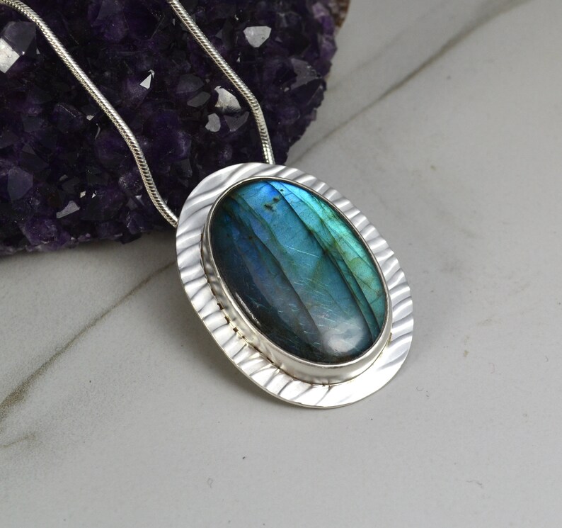 Northern Lights Pendant Labradorite Flash Blue Color Fine Etsy