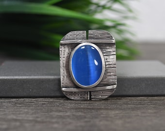 Cat's Eye Quartz Ring, Size 8.5, Electric Blue Color, Sterling Silver, Oxidized Details, One Of A Kind Statement Ring