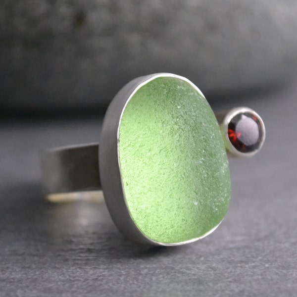 English Sea Glass Ring, Key Lime Green Color, Garnet Gemstone, Sterling Silver,  Size 8.5 Women's Ring, Contemporary Jewelry, Modern Ring