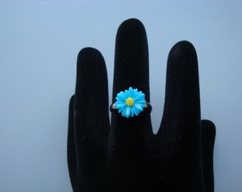 Turquoise flower ring