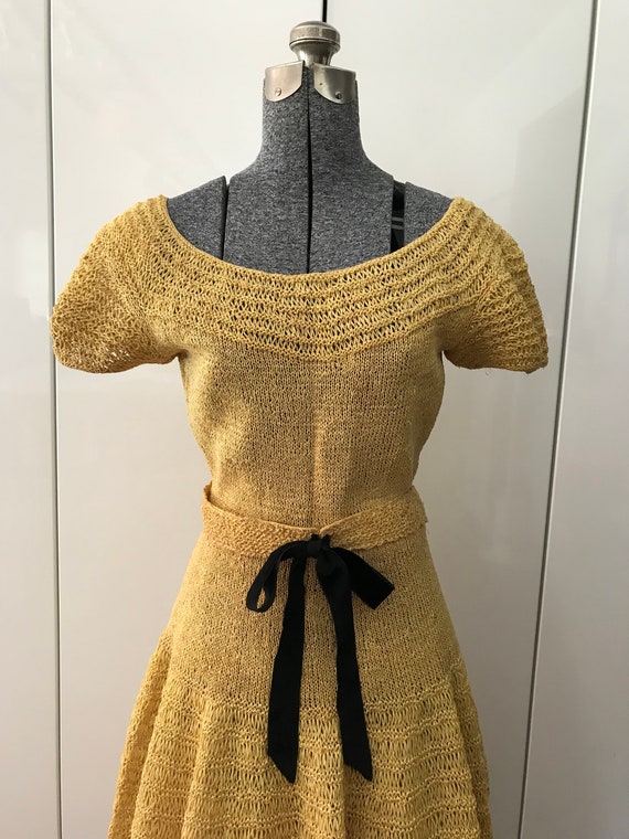1950s Dress / Vintage 50s Dresss / Hand-Knit Croch