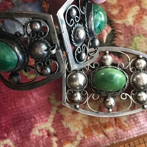 SaleVintage Early Mexican Bracelet and Brooch Set Taxco Green turquoise and silver image 3