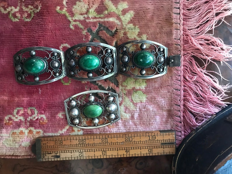 SaleVintage Early Mexican Bracelet and Brooch Set Taxco Green turquoise and silver image 4