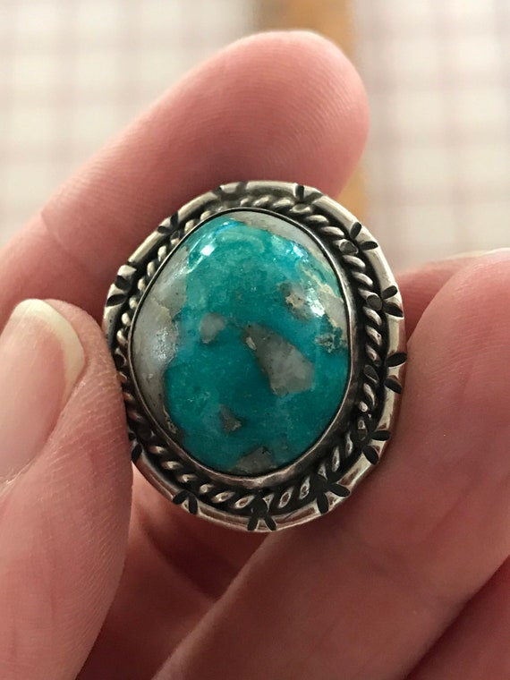 Vintage Southwest Turquoise Silver Ring