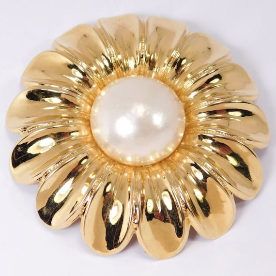 Chanel Oversized Daisy Pearl Gem Brooch Signed - image 1