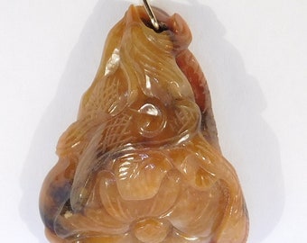 Ornately Carved Russet Jade Pendant 14k Bale Estate Piece