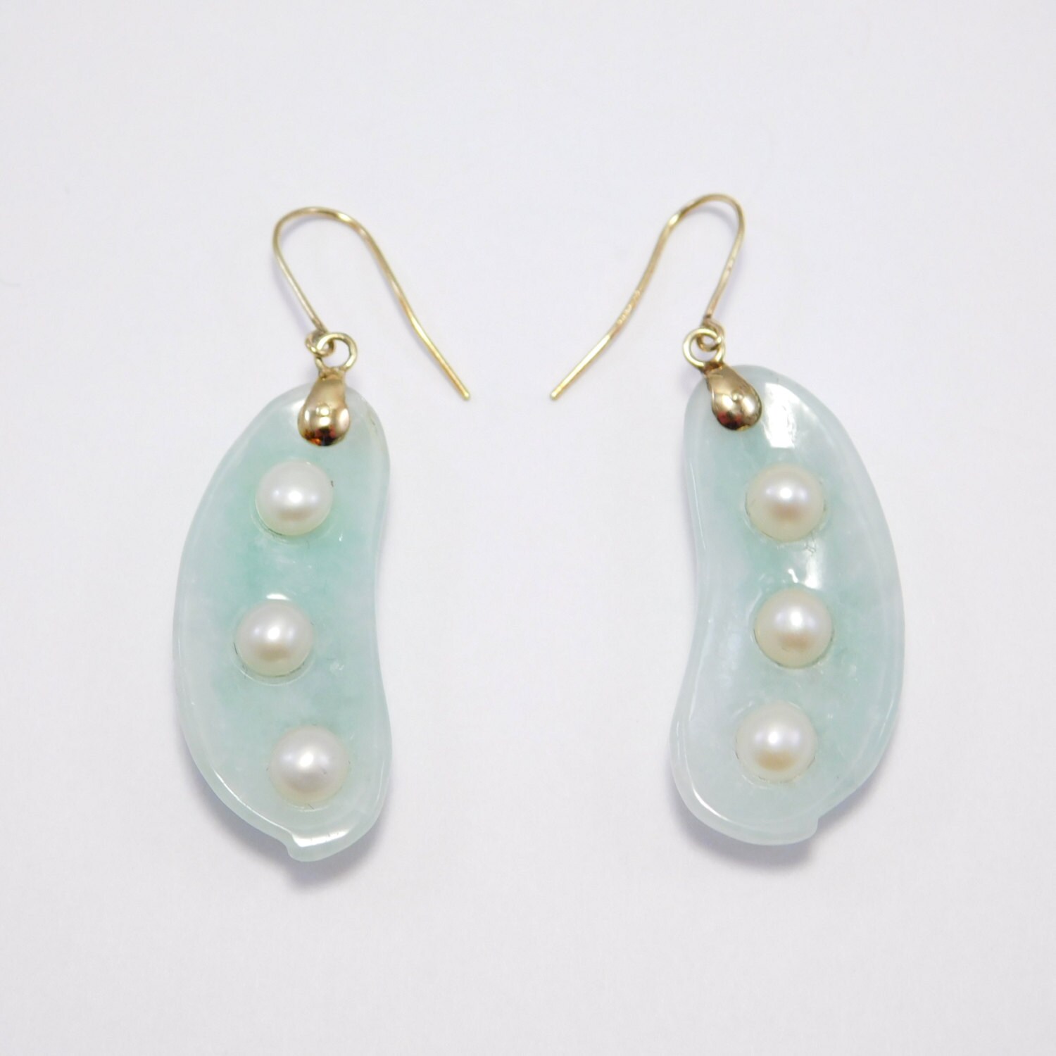 14K Estate Jade & Cultured Pearl Pea Pod Earrings