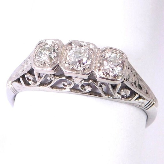 Edwardian 18k White Gold Diamond Filigree 3 Stone… - image 8