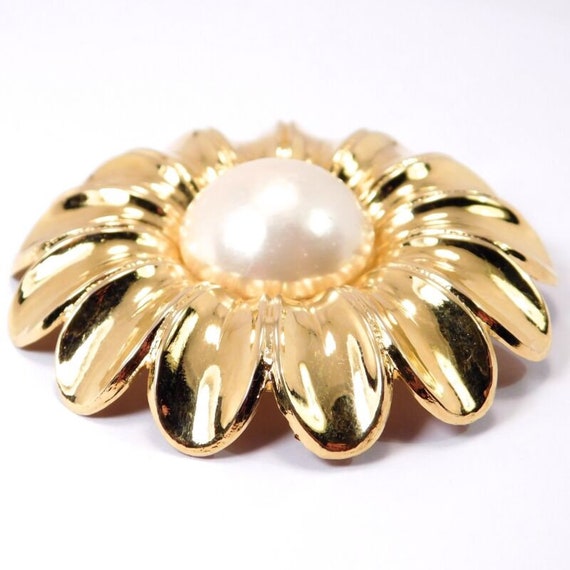 Chanel Oversized Daisy Pearl Gem Brooch Signed - image 2