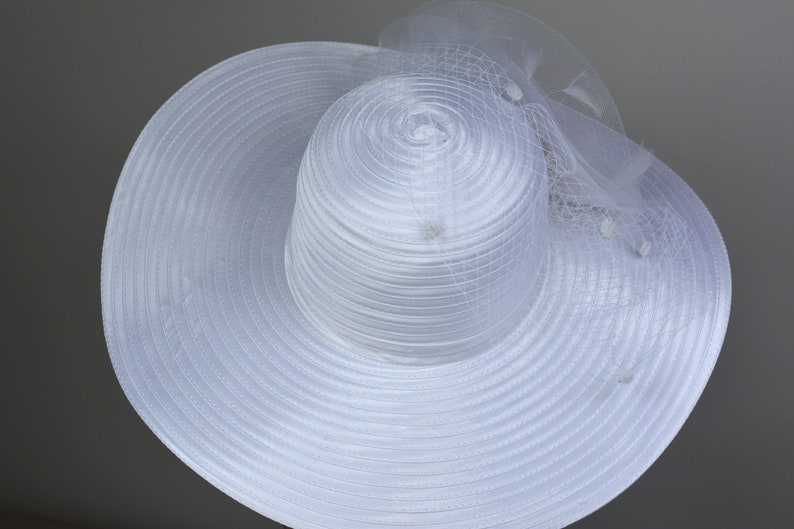 White Wedding Hat Head Piece Church Kentucky Derby Hat Satin Bridal Coctail Hat Couture Fascinator Bridal Hat