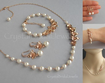Genuine Swarovski pearl bridal jewelry. Bridesmaid jewelry. Necklace, earrings, bracelet. Rose gold plated. Jewelry set with flowers - CB170