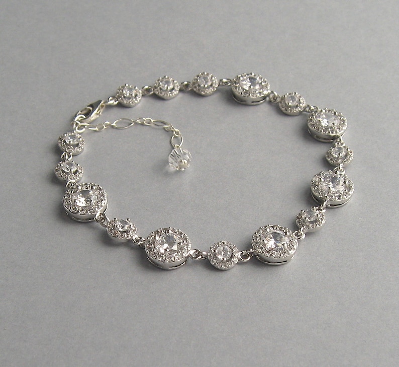 Bracelet and Earrings Set Daisy Gift For Her Bridesmaid Gift Rhodium Plated Bridal Jewelry Wedding Round Zircon Jewelry Set