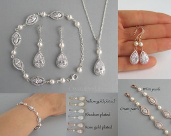 Handmade bridal jewelry. Bridesmaid jewelry gift. Zirconia crystals. Genuine Swarovski pearls. Bracelet, Necklace and earrings set - CB132