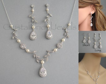 Handmade bridal jewelry set. Bridesmaid gift. Zirconia & Swarovski pearls jewelry. Necklace and earrings. Jewelry with leaves. For her-CB136