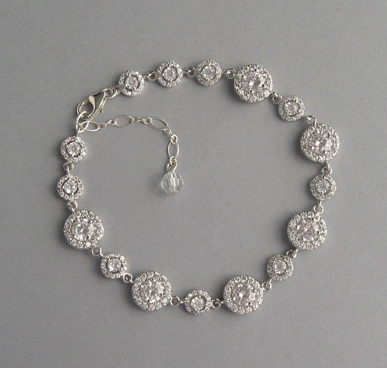 Bracelet and Earrings Set Daisy Gift For Her Bridesmaid Gift Rhodium Plated Bridal Jewelry Wedding Round Zircon Jewelry Set