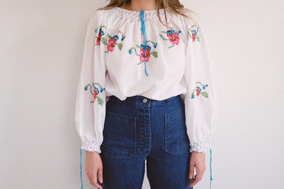 Vintage Hand Embroidered Blouse  // 70's fashion.… - image 3