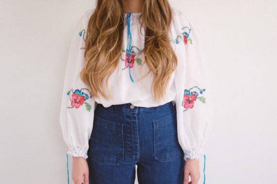 Vintage Hand Embroidered Blouse  // 70's fashion.… - image 2