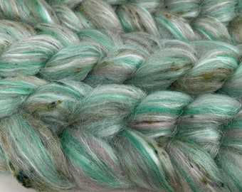 Blended Merino Wool, Tussah Silk & Viscose Nepps. Combed Top 'Gin and Tonic' Roving Fiber for Hand Spinning or Fiber Felting. Mint green