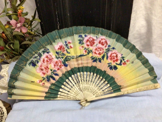 Vintage Japanese Painted Paper Fan - image 1