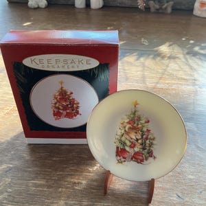 Vintage Hallmark Vera Mouse Mini Plate w/Easel