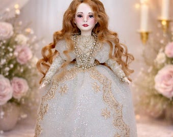 OOAK Princess figurine – Miniature Handmade Polymer Clay Decor Piece  – Fairy Tale Princess Figurine – Collectible