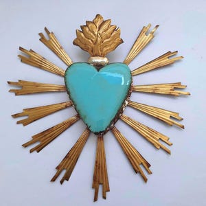 Tenture murale sacré-cœur artisanale à la menthe avec halo doré, Saint-Valentin