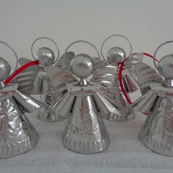 Artisanal Angel Silver Tin Ornaments, Christmas Tree Ornaments, Holiday Handcrafted Ornaments, Silver Ornaments, Angelitos Navideños, Set 5