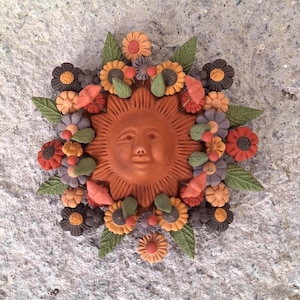 Figura decorativa de sol de arcilla policromada hecha a mano, decoración para interiores y exteriores, arte popular mexicano