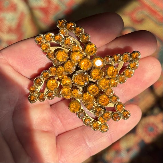 Vintage Amber Rhinestone Star Brooch; Gold Tone Prong Setting; Mid