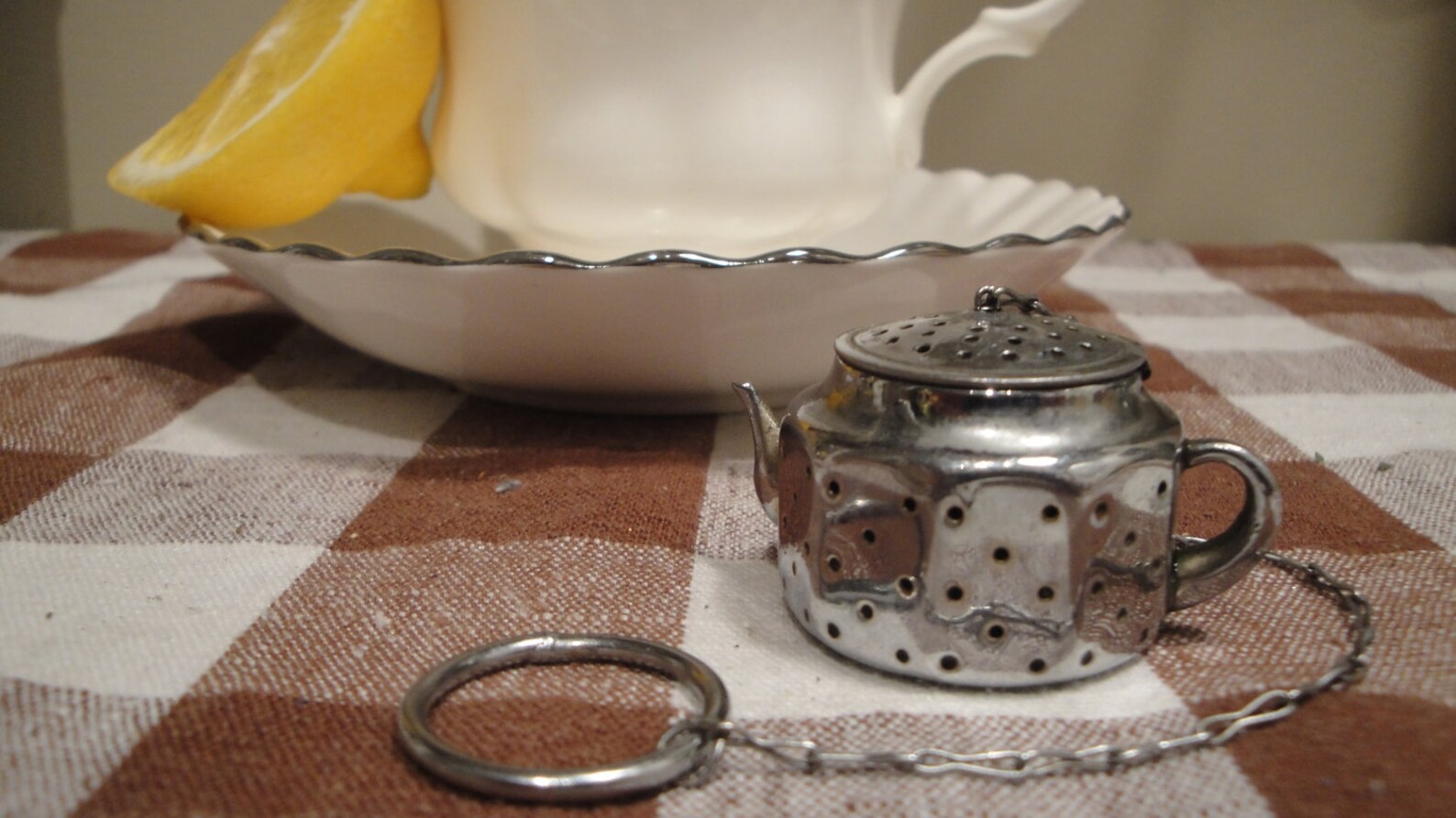 Vintage Tea Diffuser / Tea Steeper / Tea Strainer Made in Etsy