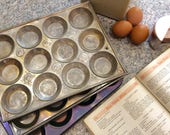 Vintage Set of 3 Large Pocket Tin Tart Baking Trays Made in England
