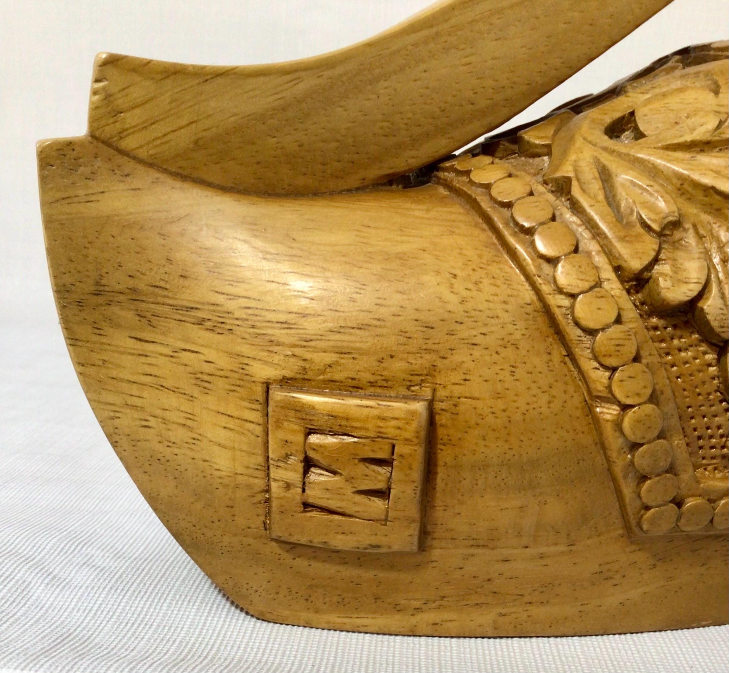 Porte-bouteille de vin vintage en bois sculpté avec décapsuleur - Canada